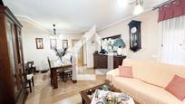 Living room of Single-family semi-detached for sale in San Vicente del Raspeig / Sant Vicent del Raspeig  with Air Conditioner, Parquet flooring and Terrace