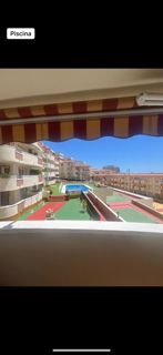 Vista exterior de Pis de lloguer en Benalmádena amb Aire condicionat, Terrassa i Traster