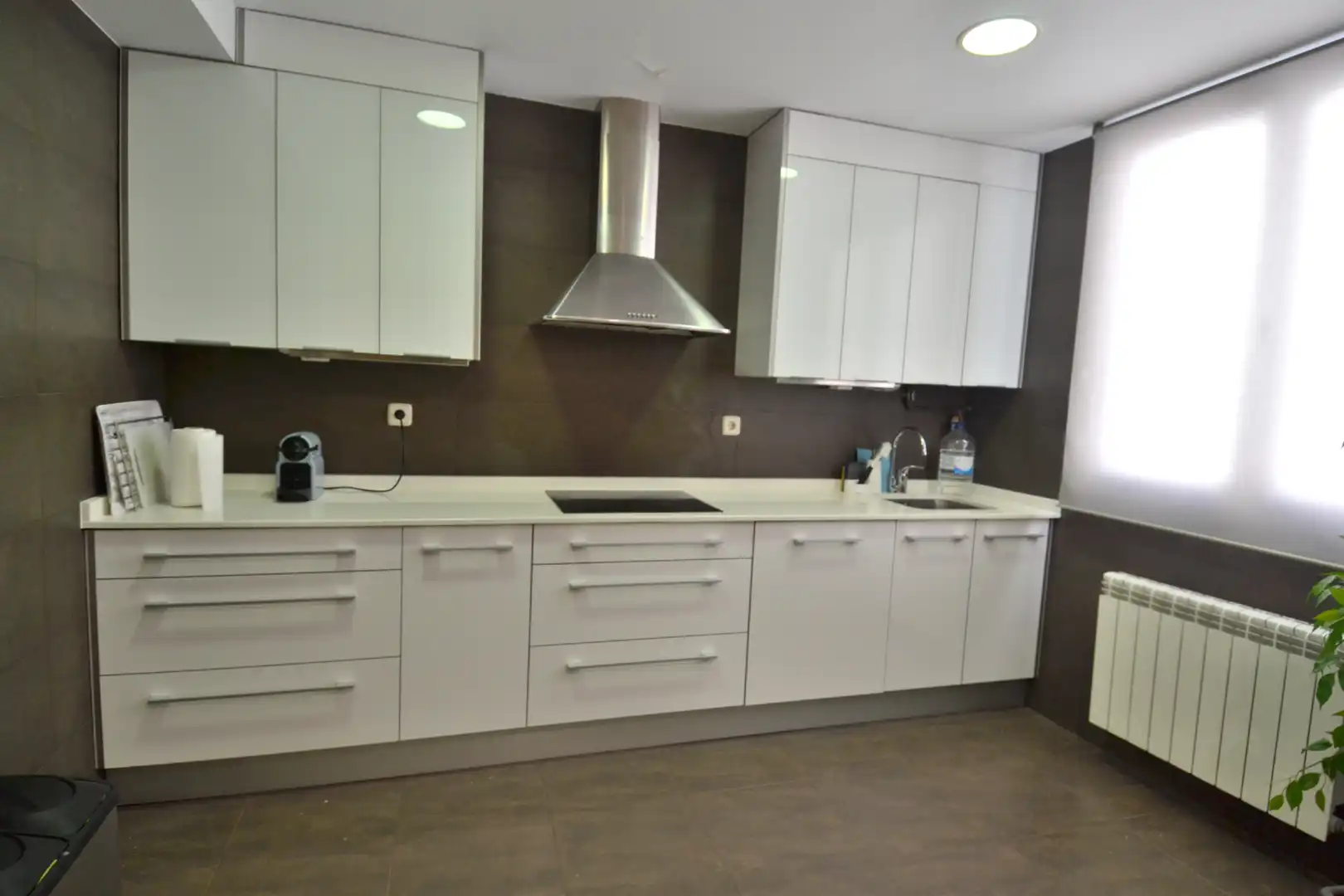 Cocina de Piso de alquiler en Madrid con Calefacción y Amueblado