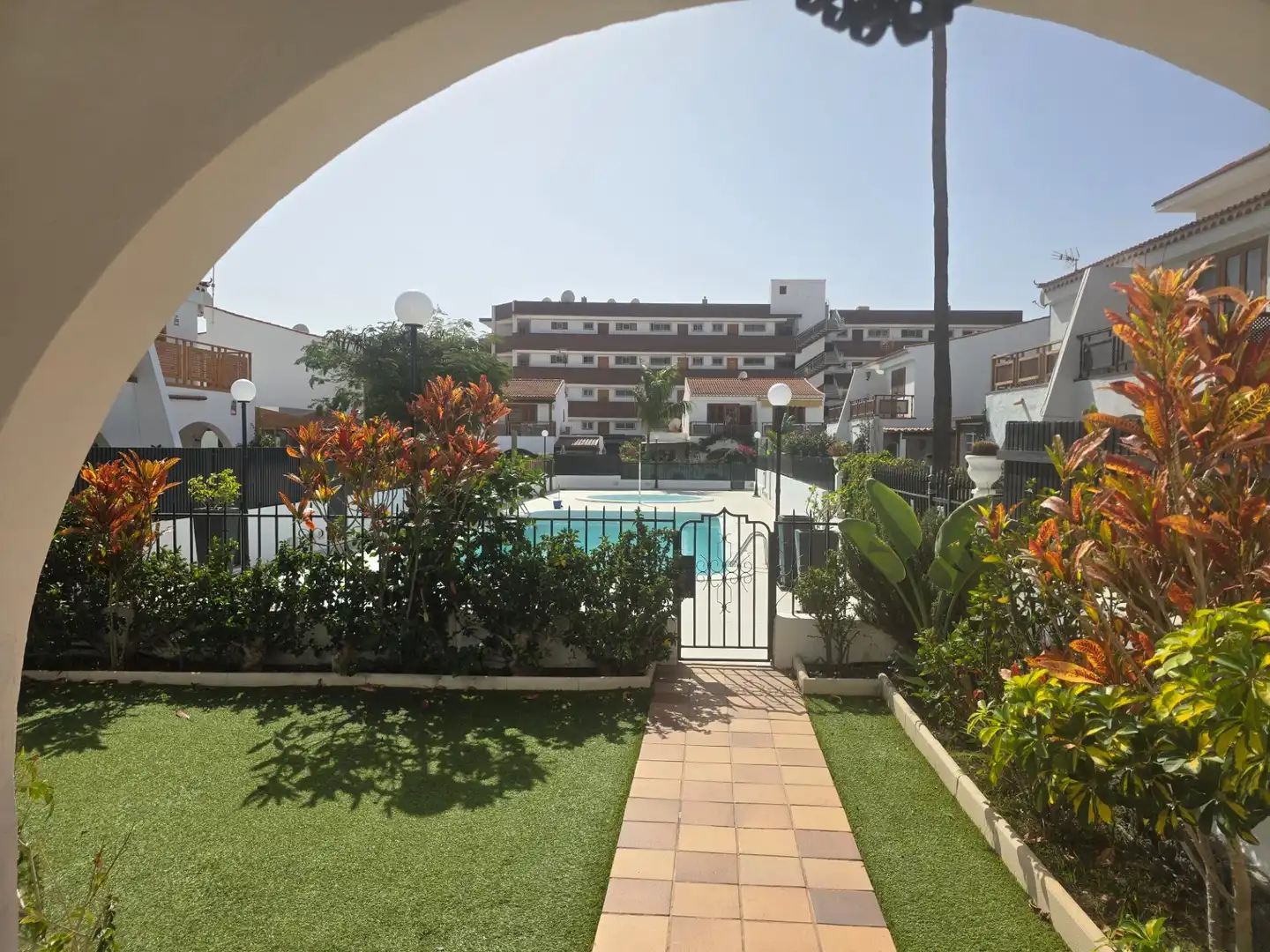 Exterior view of Duplexes for rent in San Bartolomé de Tirajana  with Terrace, Furnished and Balcony