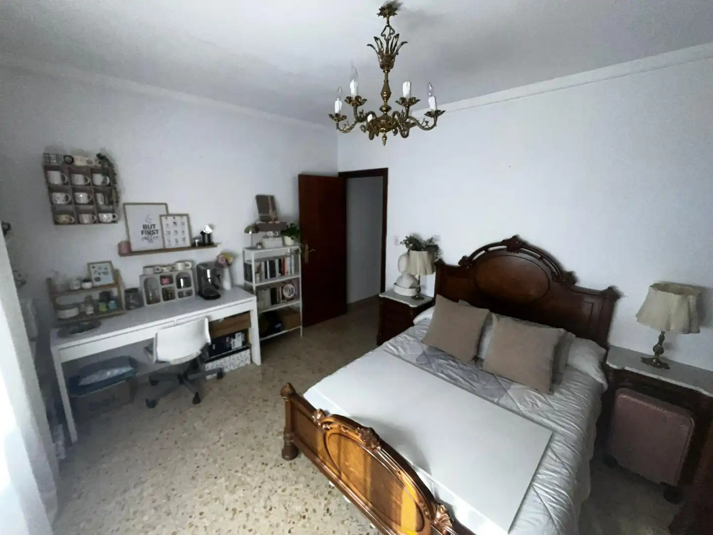 Schlafzimmer von Country house zum Verkauf in Gelsa mit Heizung