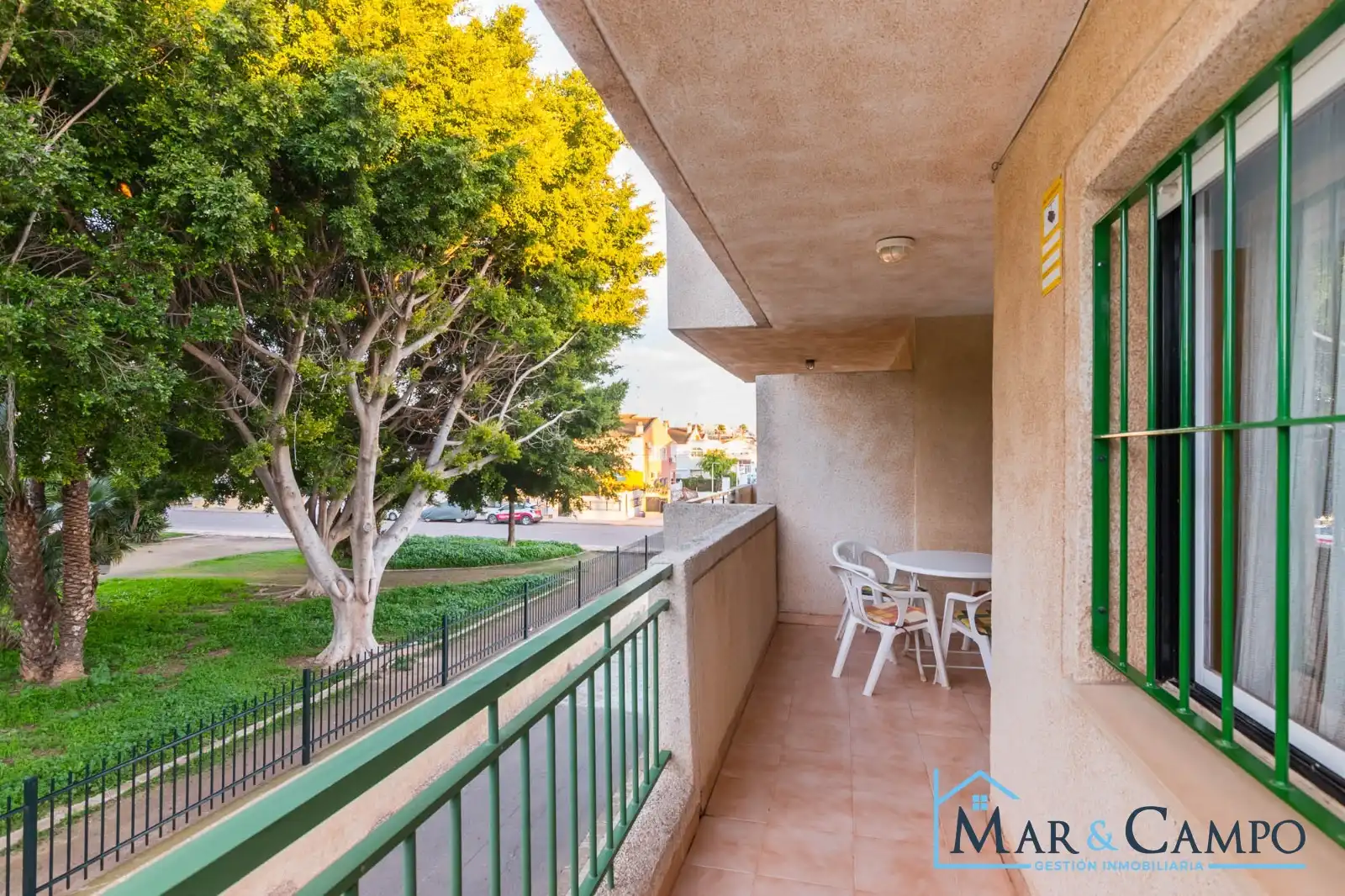 Terrassa de Apartament en venda en Los Alcázares amb Terrassa, Moblat i Balcó