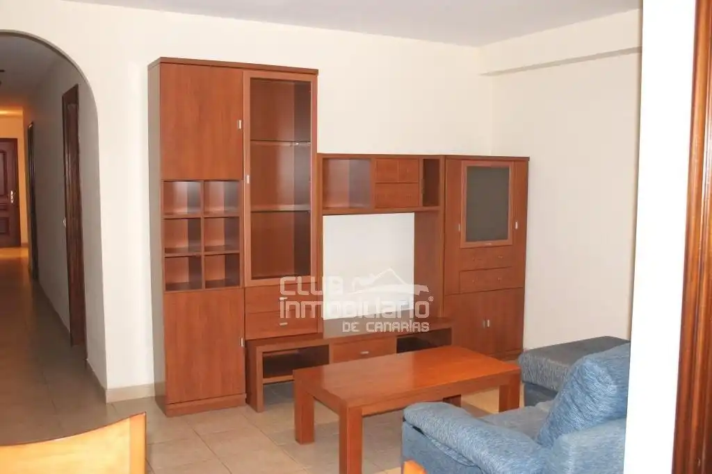 Sala de estar de Piso en venta en Santa Cruz de Tenerife con Trastero, Amueblado y Balcón
