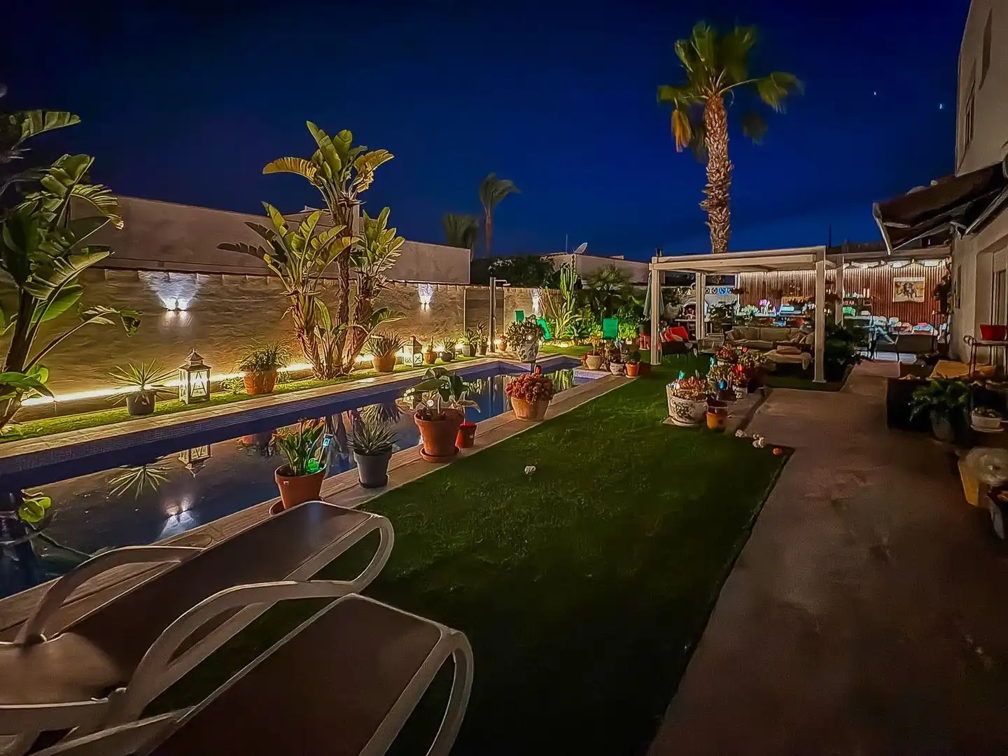 Casa amb jardí en venda a Zona Carrefour - Urbanizaciones, imagen 5