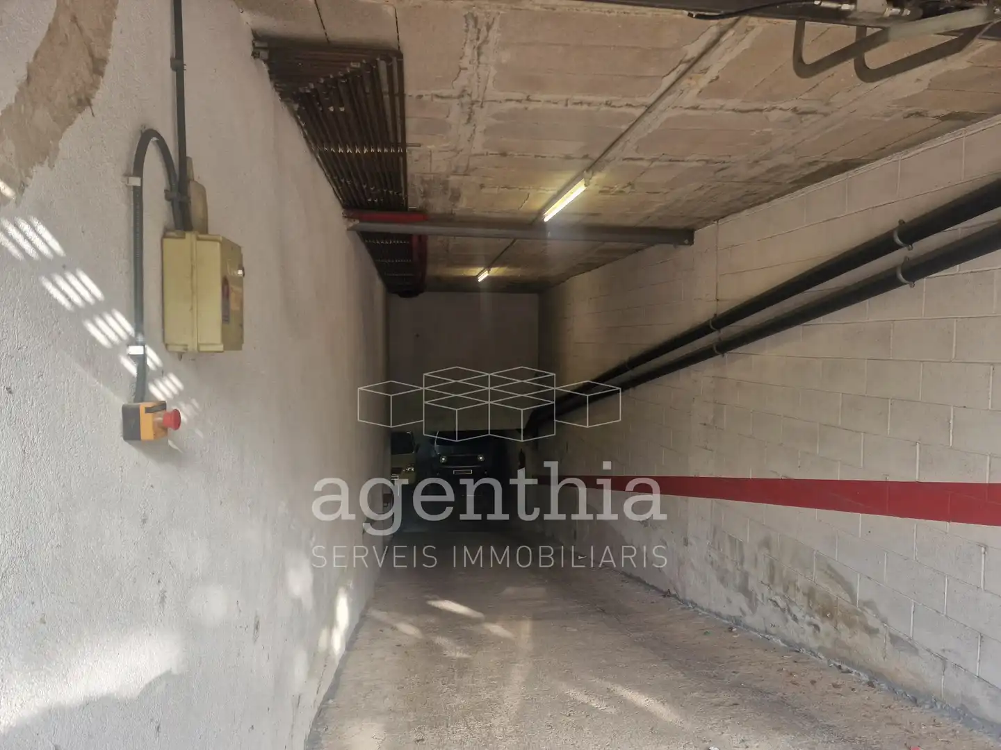 Aparcament de Garatge en venda en Girona