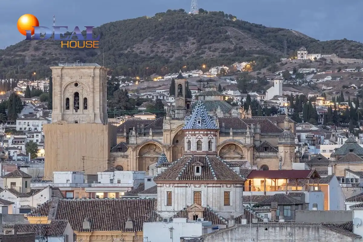 Dúplex amb terrassa en venda a Ronda, imagen 3