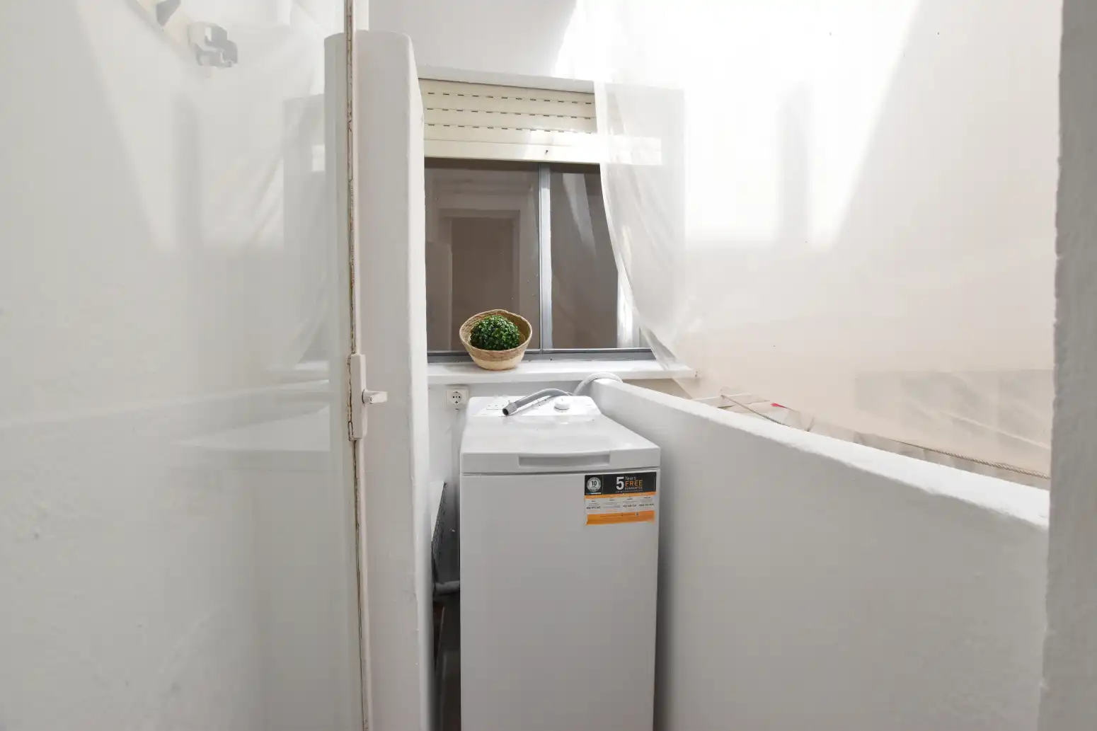 Baño de Piso en venta en Rafelbuñol / Rafelbunyol con Balcón