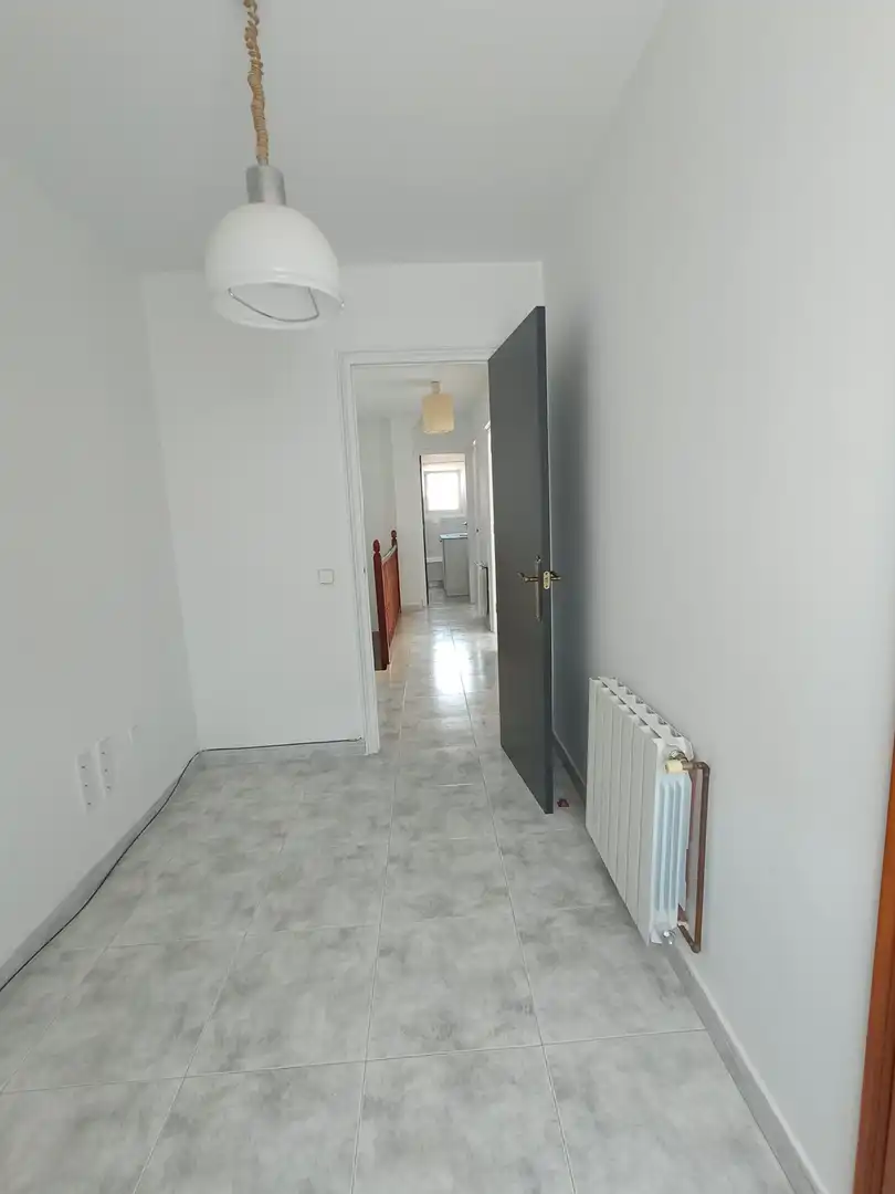Casa adosada en venta en Breda con Aire acondicionado, Calefacción y Jardín privado