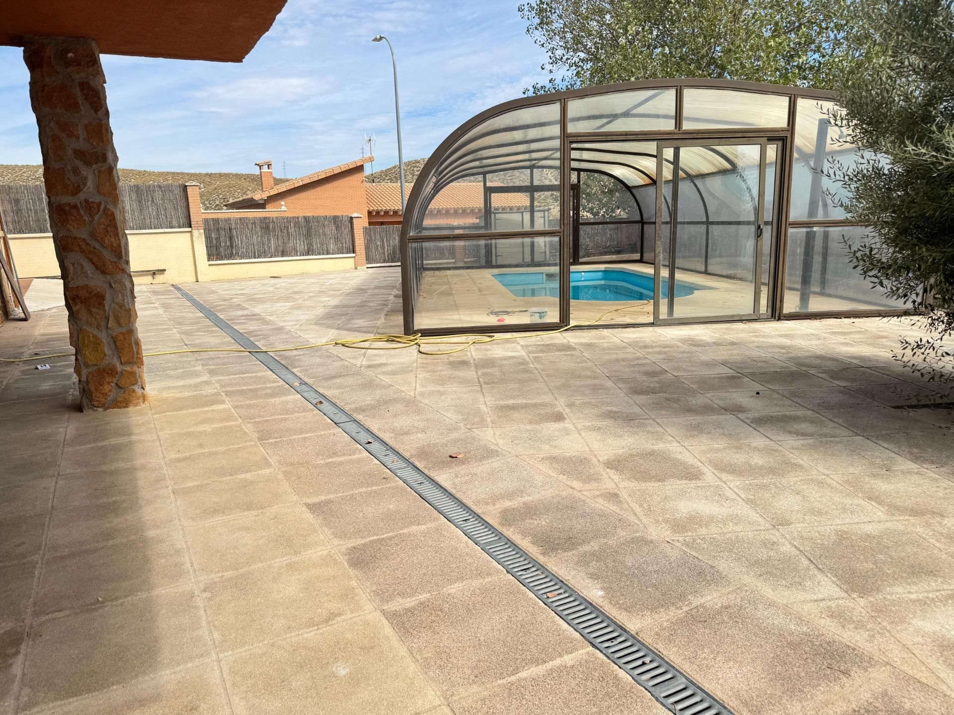 Piscina de Casa o xalet en venda en Seseña amb Aire condicionat, Calefacció i Jardí privat