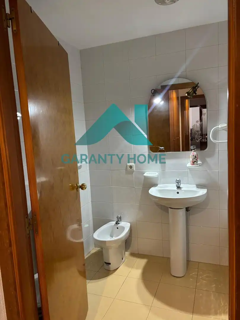Flat with lift to rent in Casco Antiguo, imagen 8