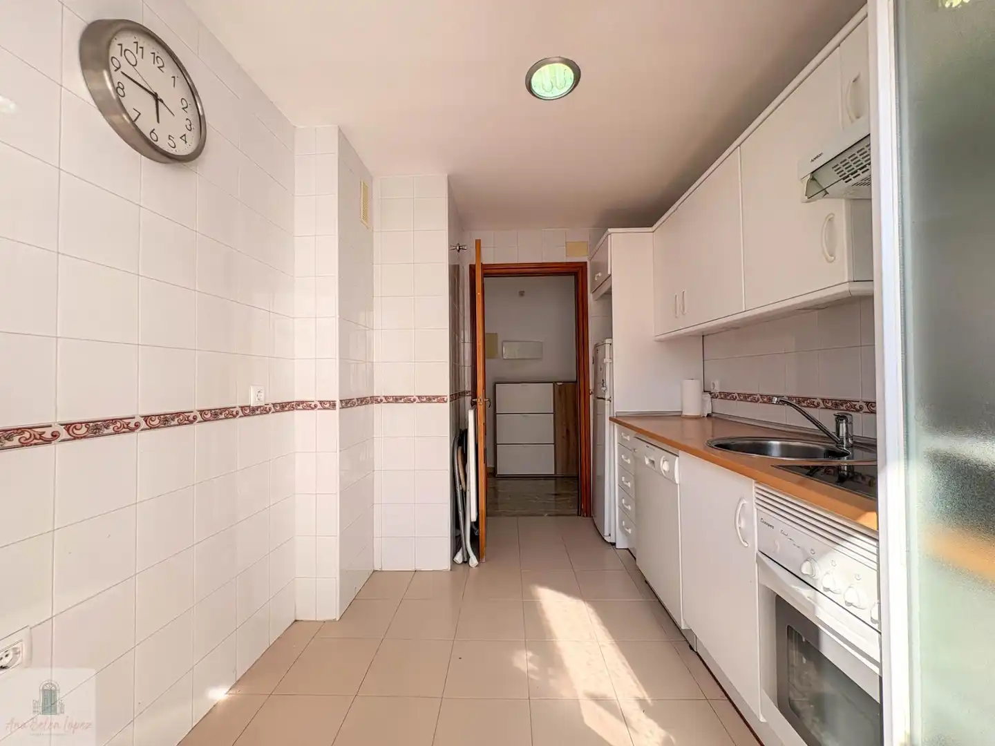 Kitchen of Apartments for rent in Badajoz  with Heating and Furnished