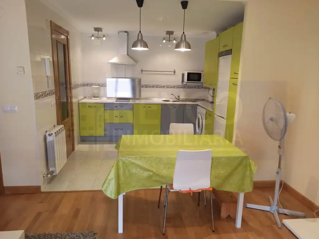 Cuina de Apartament en venda en Torrecilla Sobre Alesanco amb Balcó