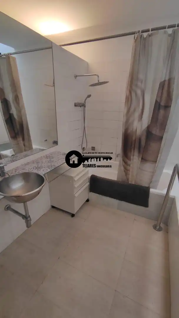 Badezimmer von Gebäude zum Verkauf in Albacete