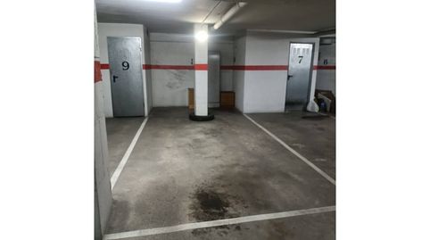 Foto 2 de Garaje de alquiler en Calle Francesc Artau, 14, Sant Narcís, Girona Capital