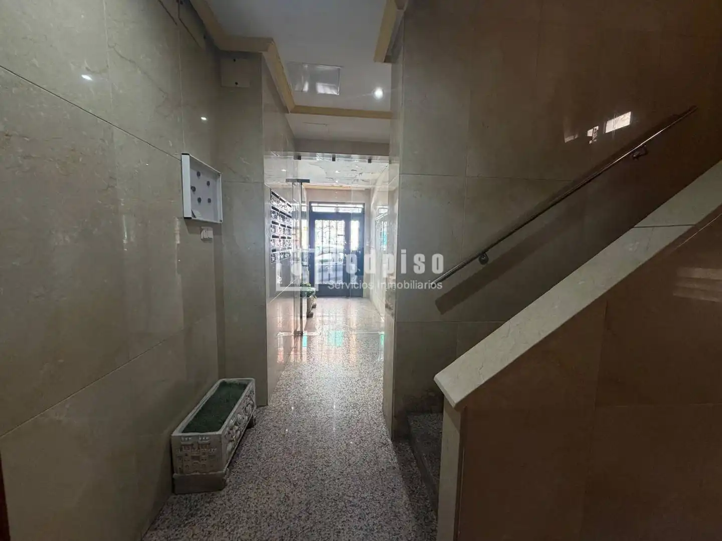 Piso en venta en Madrid con Calefacción y Terraza