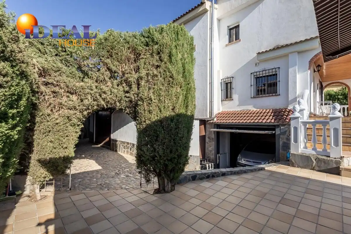 Casa o xalet en venda a Gójar