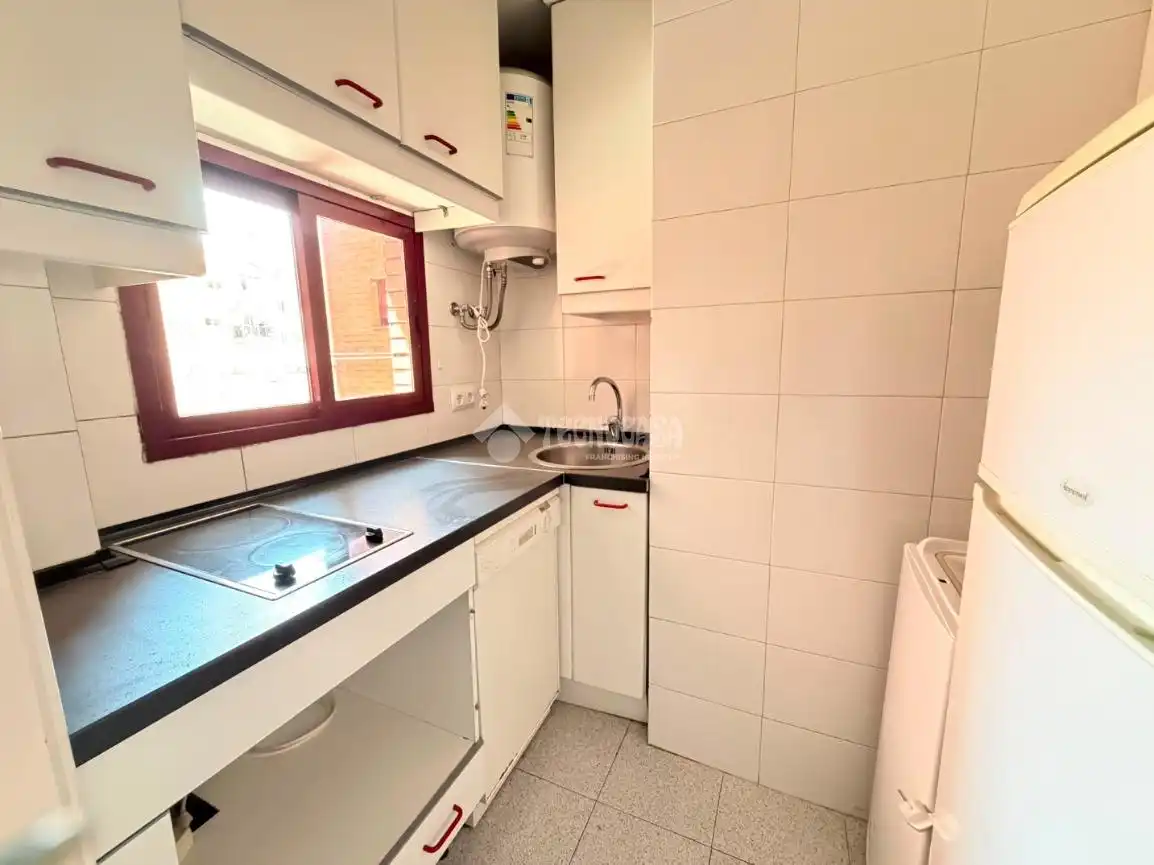 Cocina de Piso en venta en Madrid con Aire acondicionado y Amueblado