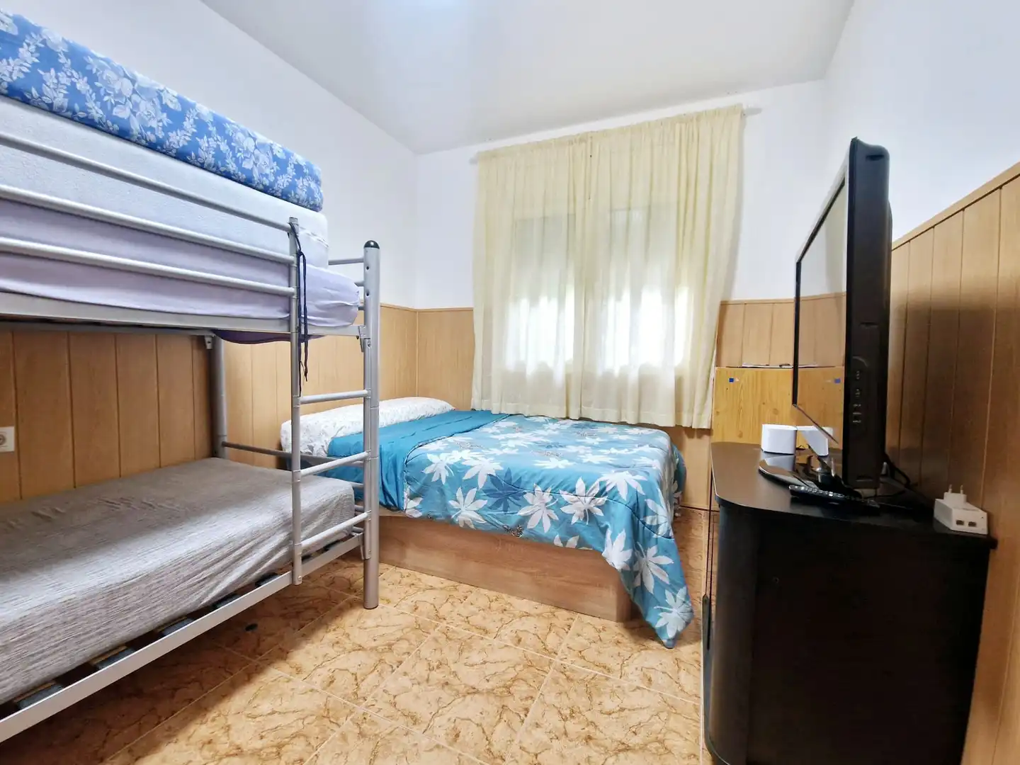 Habitación de Casa o chalet en venta en Hostalric con Aire acondicionado, Calefacción y Jardín privado