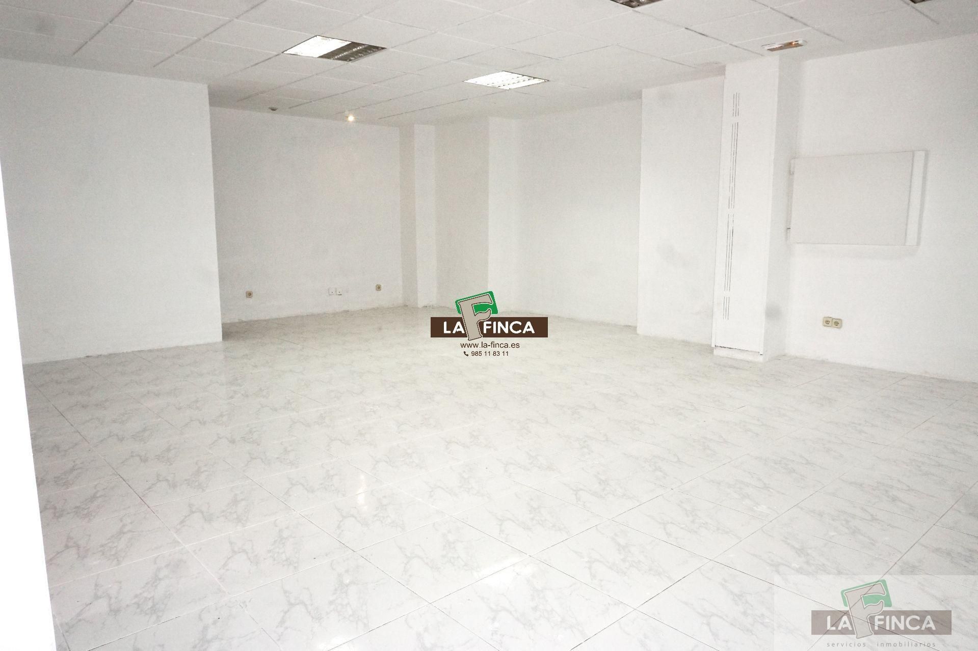 Premises for sale in Milán - Pumarín