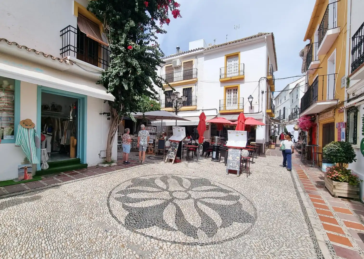 Exterior view of Ground floor for sale in Marbella  with Air Conditioner, Furnished and Internet