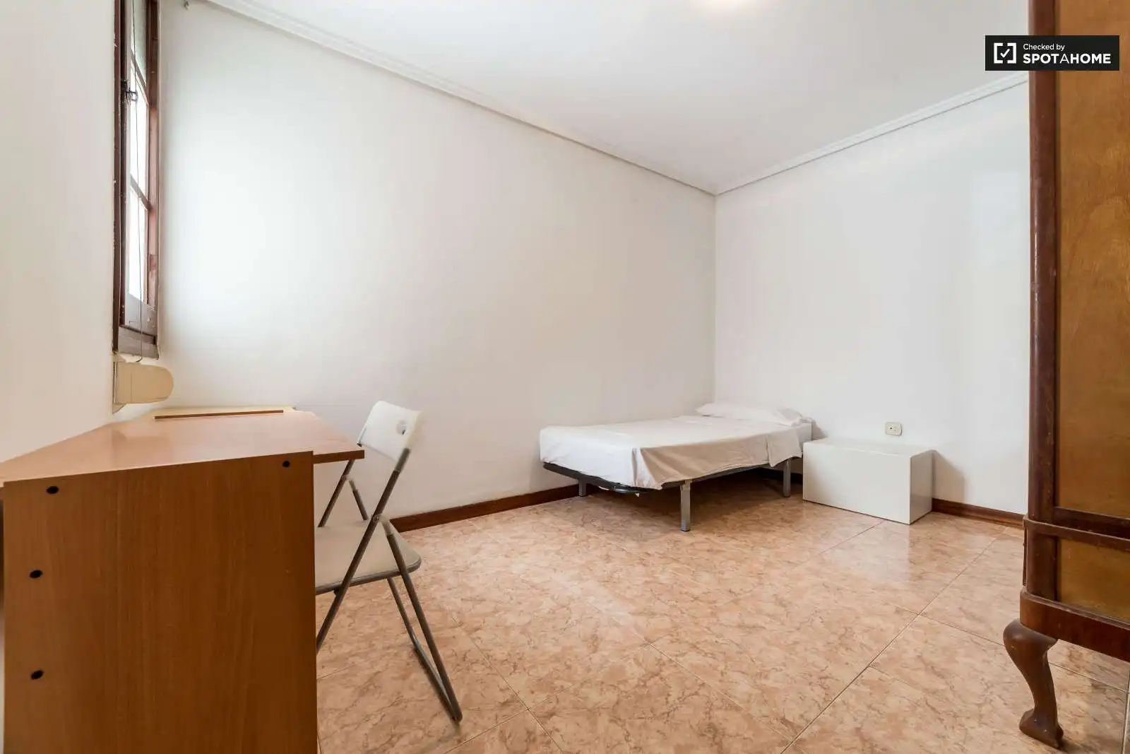 Room in El Botànic