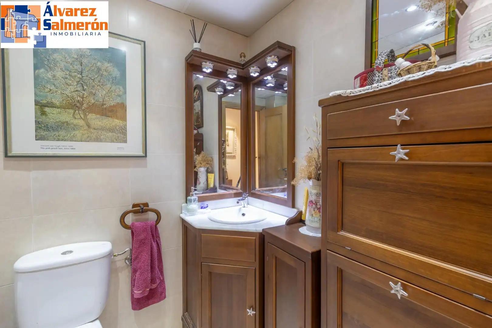 Baño de Casa adosada en venta en Granada con Aire acondicionado, Calefacción y Balcón