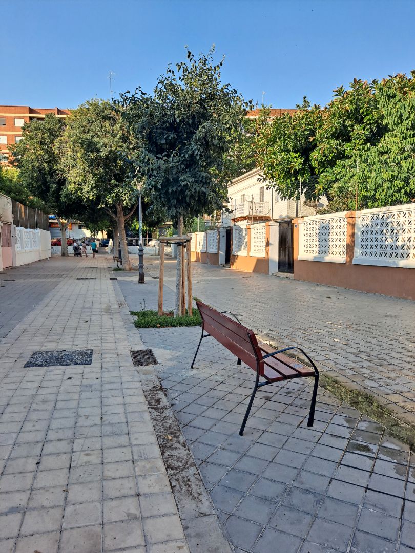 Vista exterior de Casa o xalet en venda en  Valencia Capital amb Aire condicionat, Calefacció i Jardí privat