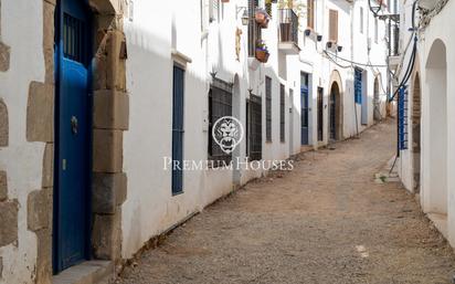 Vista exterior de Pis en venda en Sitges amb Terrassa i Balcó