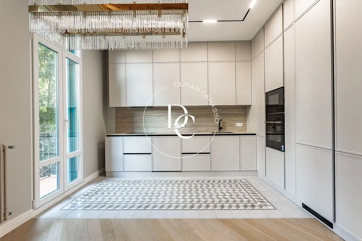 Piso con terraza en venta en Carrer de València, imagen 10
