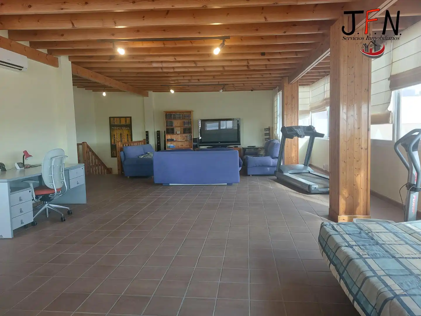 Attic for sale in Fabelo