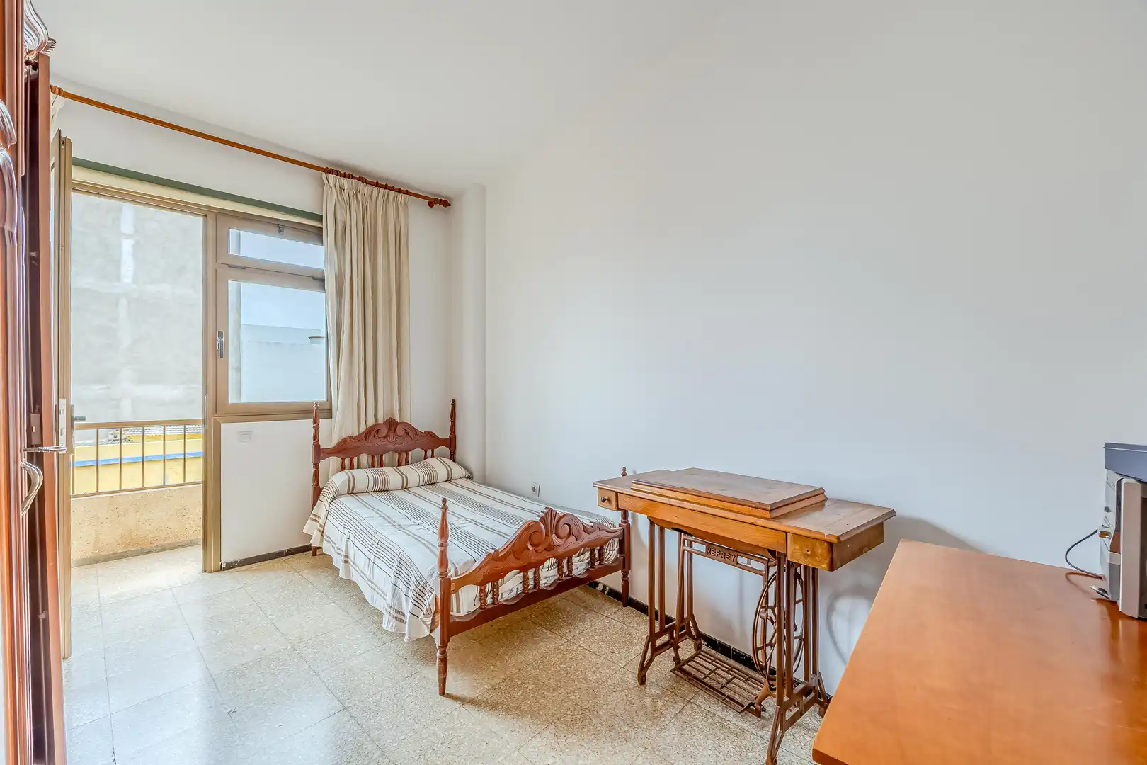 Habitación de Piso en venta en Telde con Terraza, Trastero y Balcón
