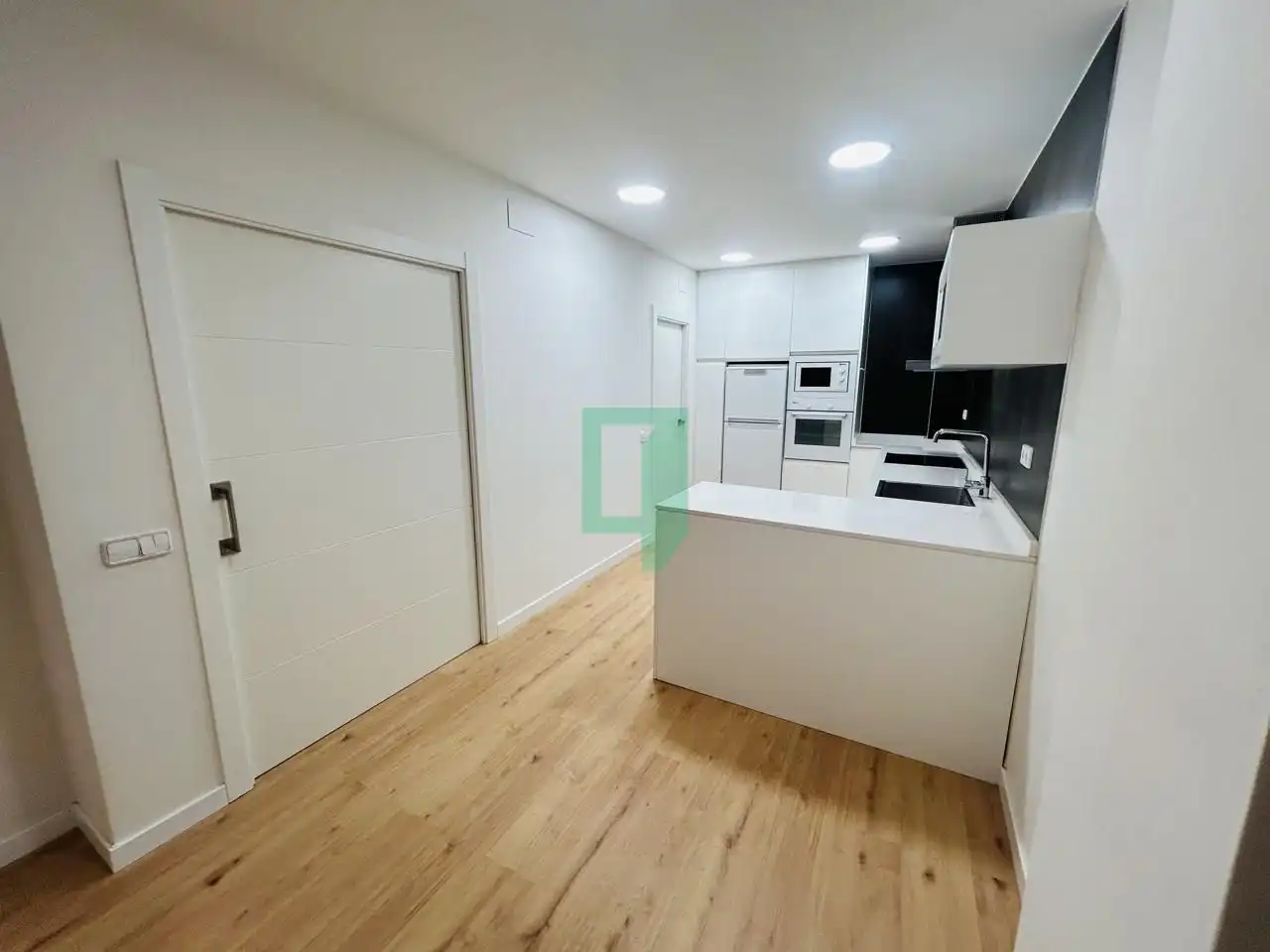 Cocina de Planta baja de alquiler en Badalona con Aire acondicionado y Parquet