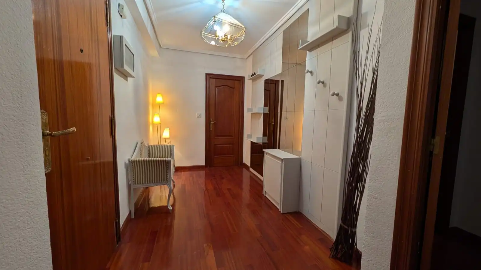 Flat for rent in Valencia  with Air Conditioner, Heating and Parquet flooring