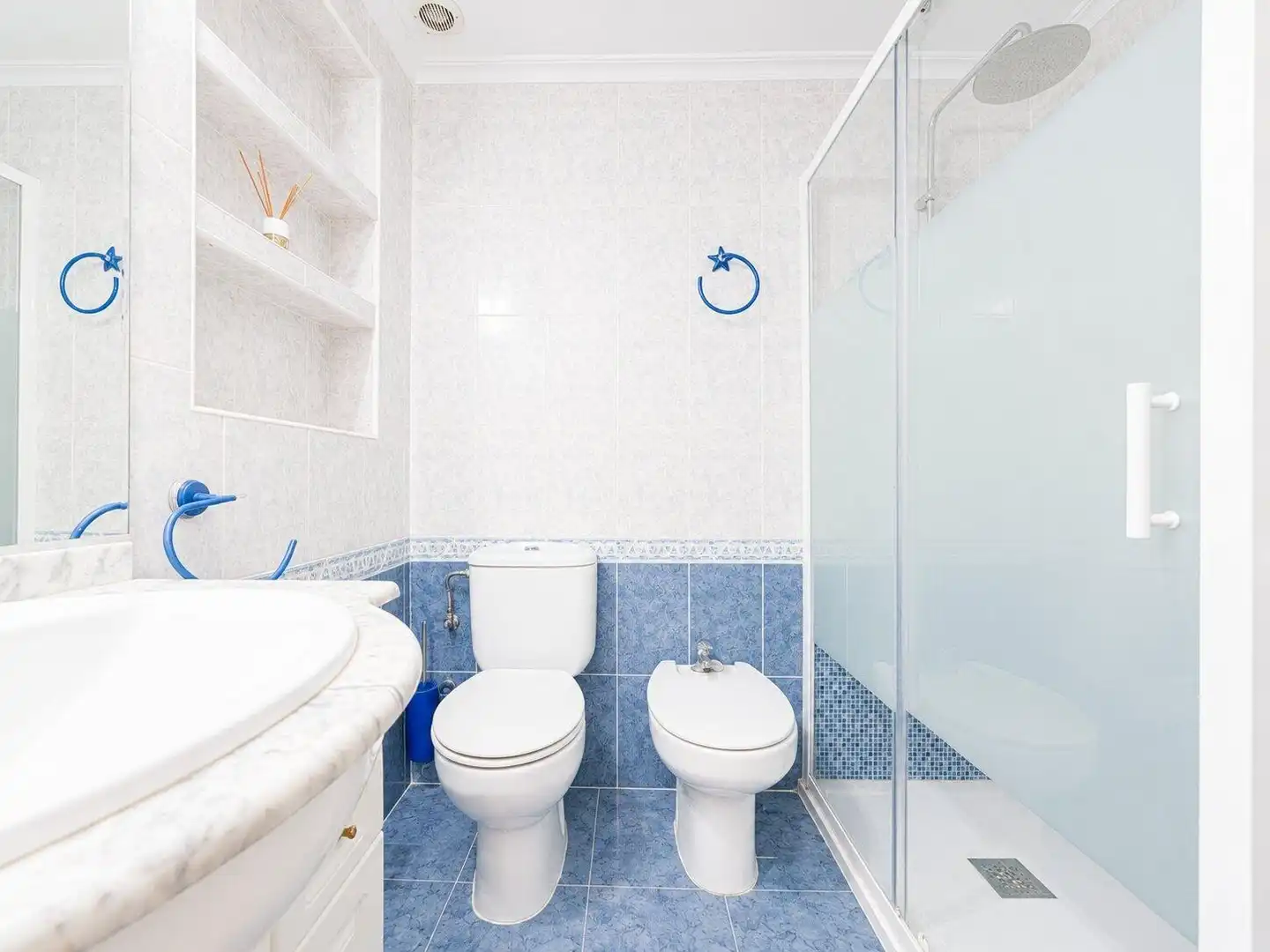 Baño de Piso en venta en Meliana con Terraza, Trastero y Balcón