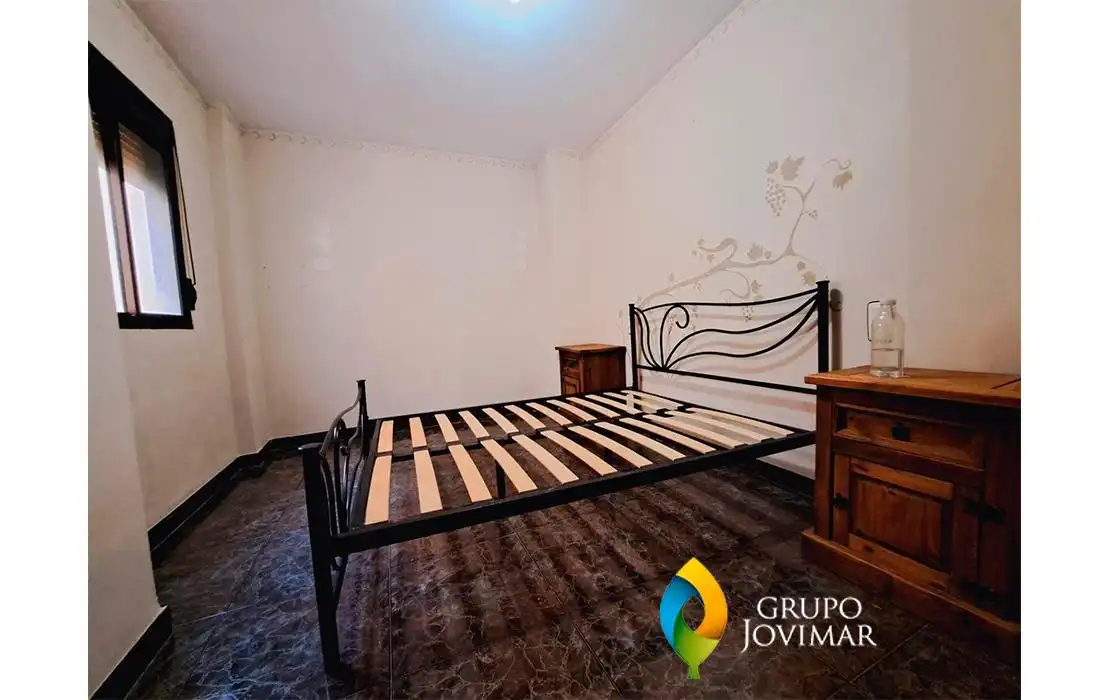 Dormitori de Finca rústica en venda en Jérez del Marquesado amb Terrassa, Moblat i Balcó