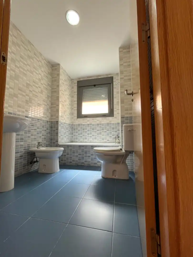 Piso con ascensor en venta en Avenida de Londres 9, imagen 8