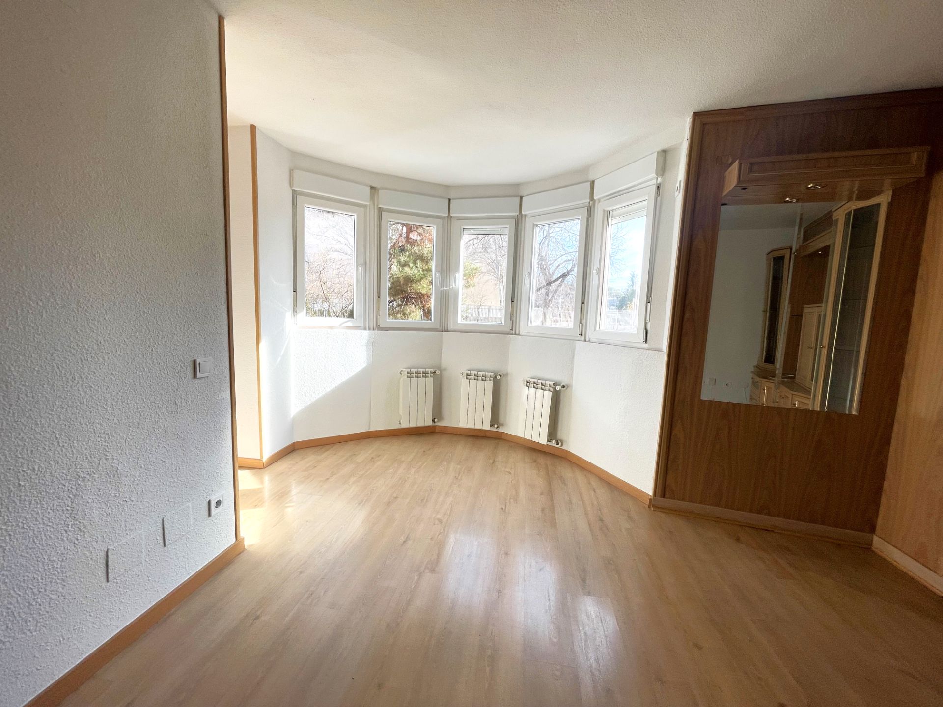 Bedroom of Flat for sale in  Madrid Capital  with Heating, Parquet flooring and Oven