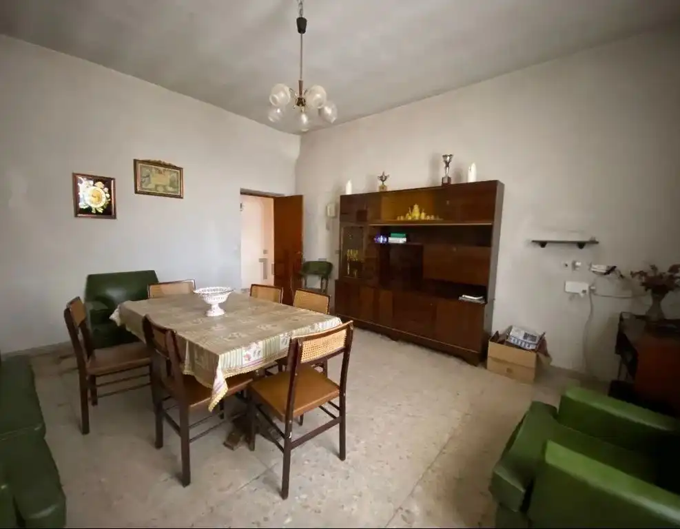 Comedor de Casa o chalet en venta en Palenzuela con Jardín privado, Amueblado y Alarma