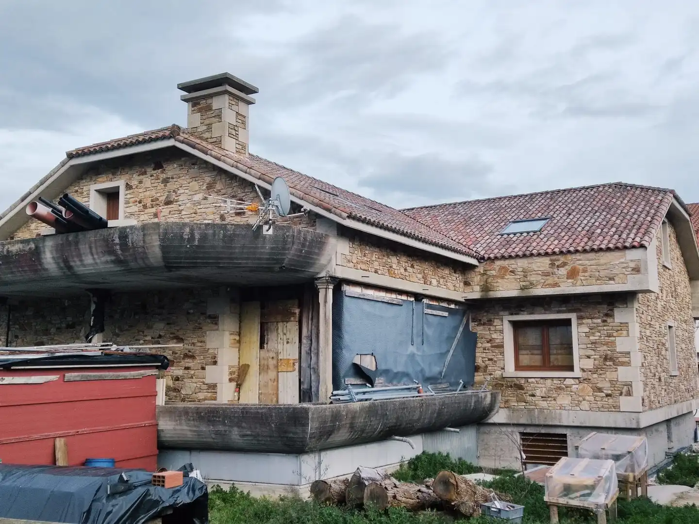 Casa amb jardí en venda a Coristanco, imagen 4