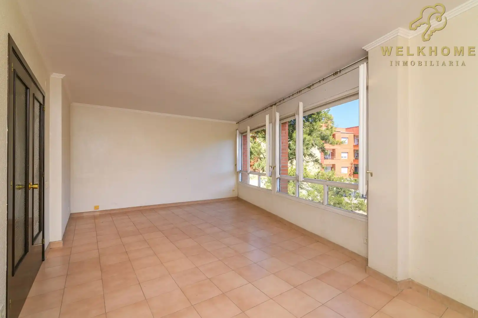 Flat for sale in doctor fleming, Centre