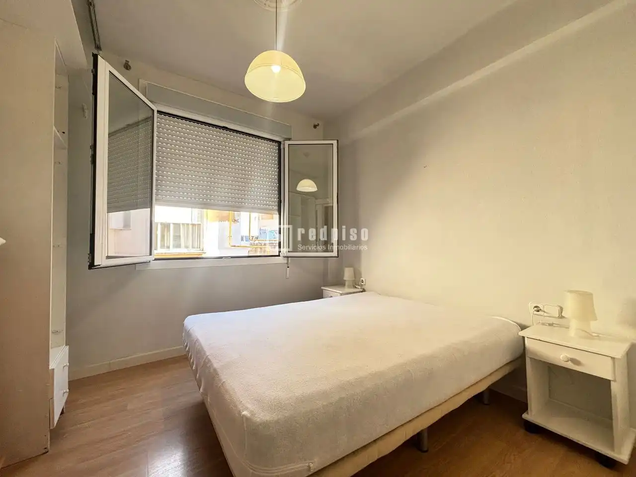 Habitación de Ático en venta en Valencia con Aire acondicionado, Terraza y Trastero