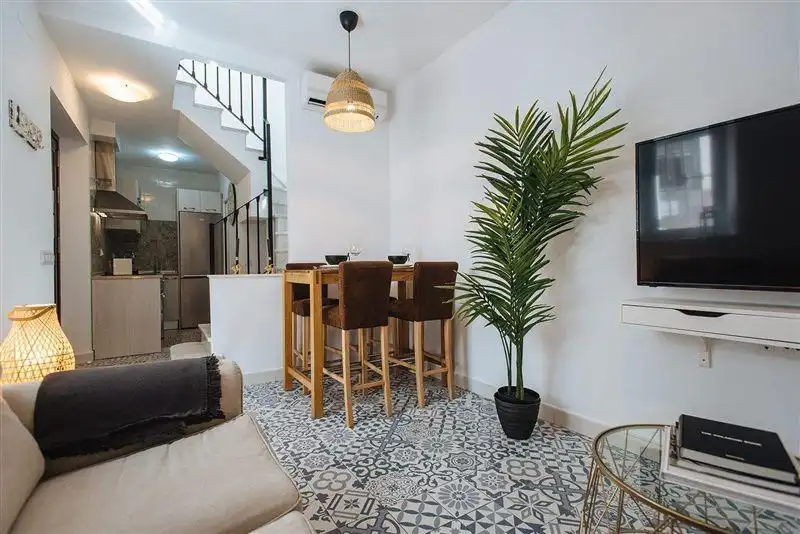 Living room of Detached homes for sale in Sevilla  with Air Conditioner, Heating and Private garden