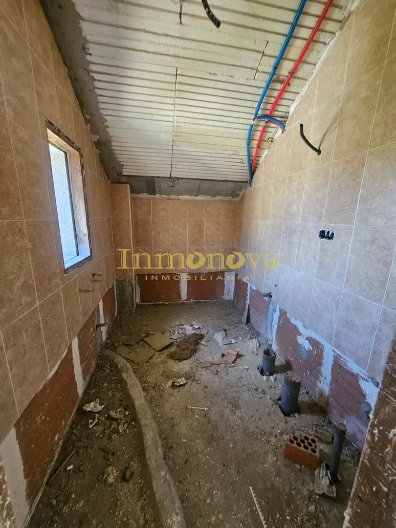 Casa o chalet en venta en A Merca   con Calefacción, Jardín privado y Terraza