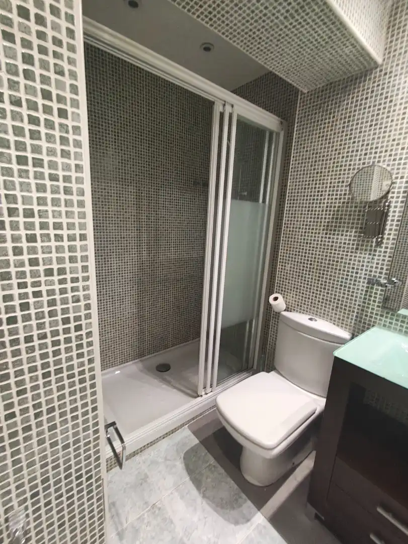 Baño de Piso en venta en Madrid con Aire acondicionado, Calefacción y Parquet