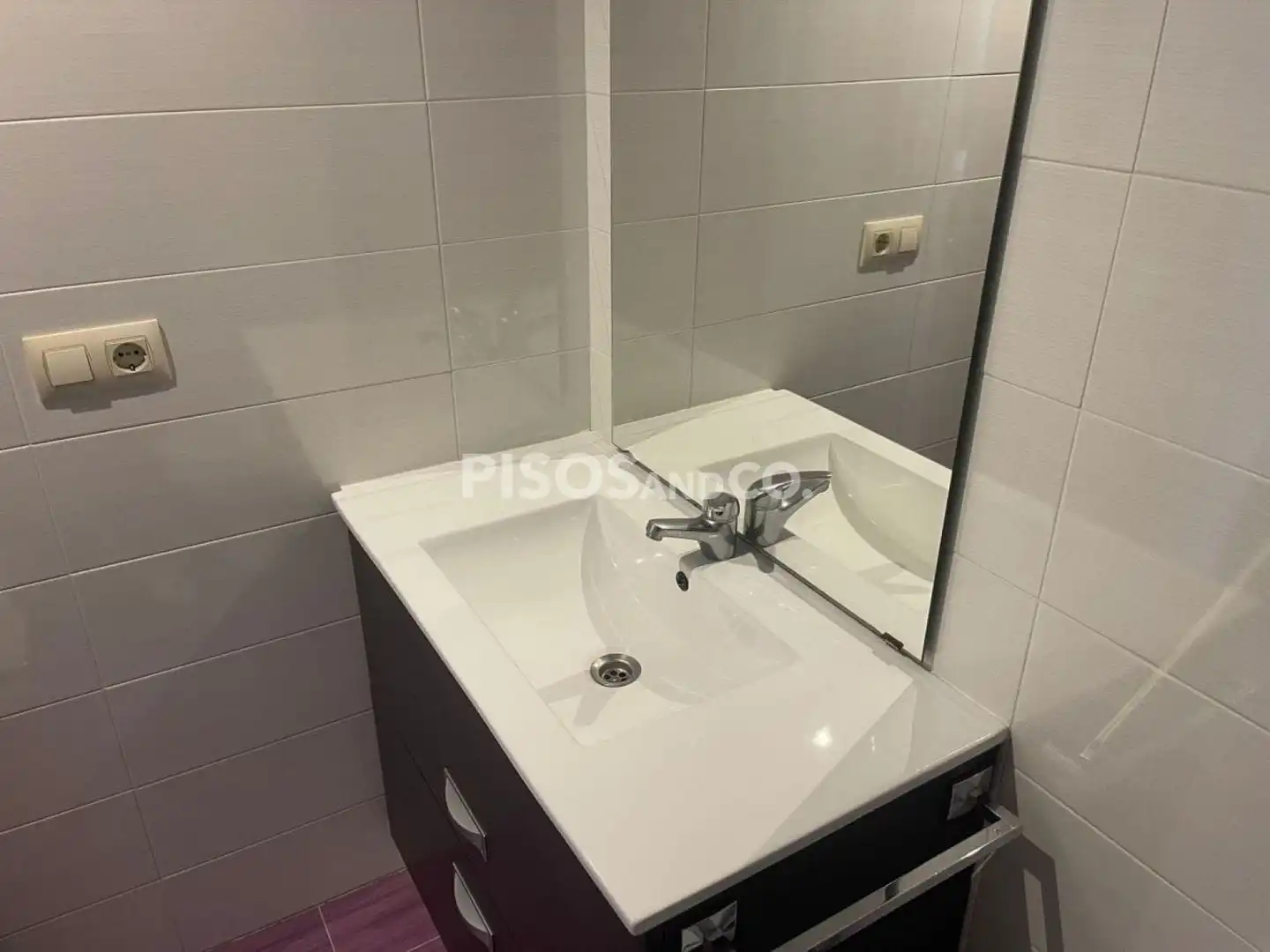 Baño de Piso en venta en A Coruña Capital  con Calefacción y Amueblado