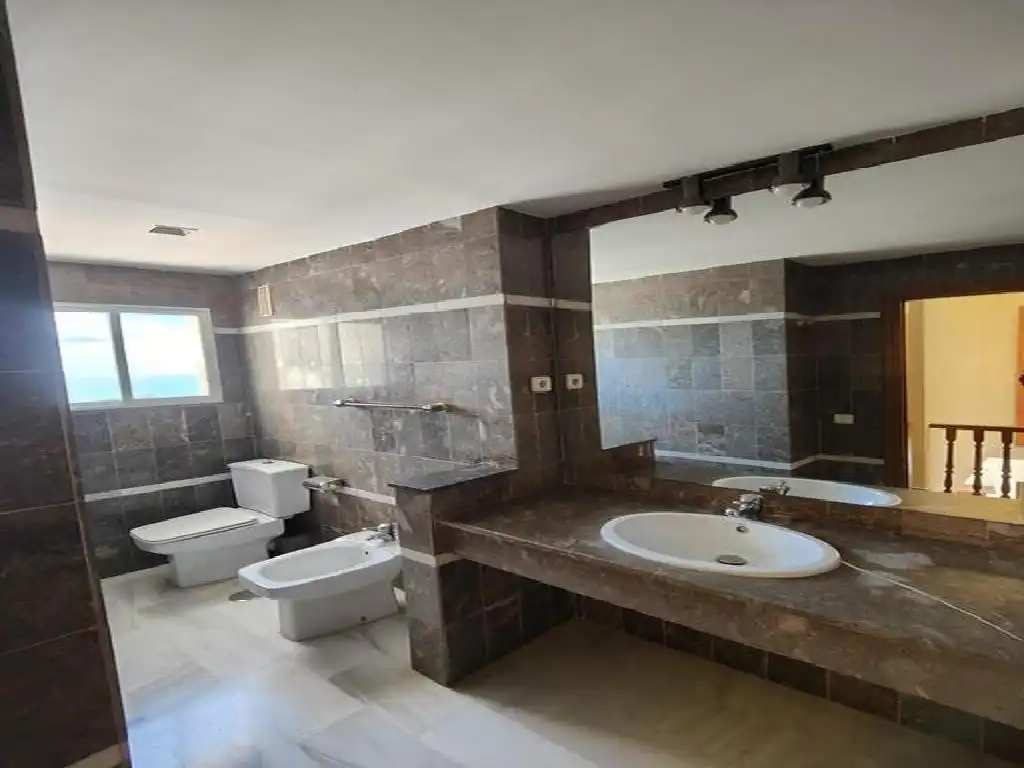 Duplex con ascensore in vendita a Calle Cáceres, imagen 35