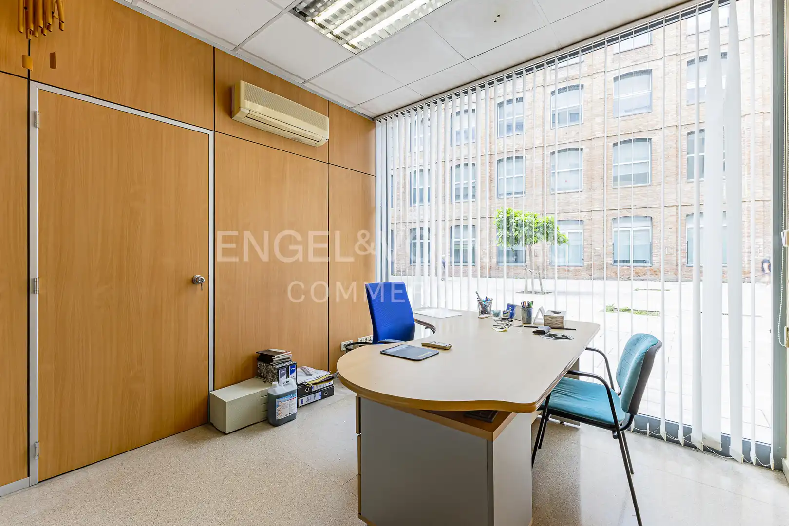 Büro zur Miete in Barcelona mit Klimaanlage und Möbliert