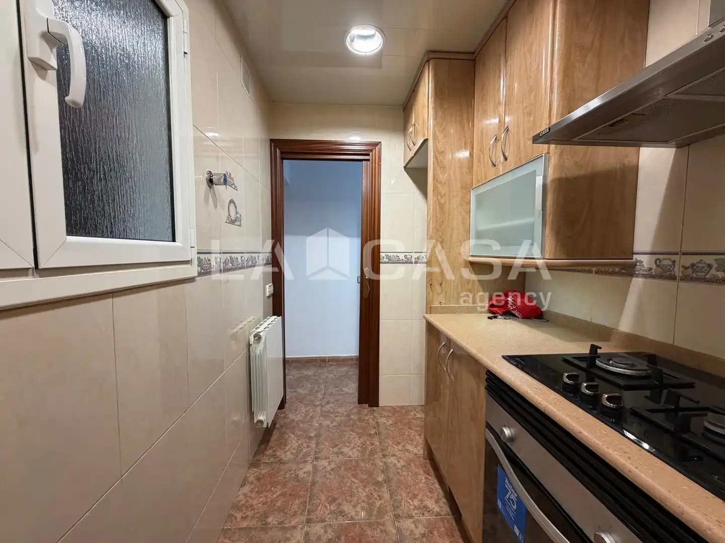 Küche von Wohnung zum Verkauf in Santa Coloma de Gramenet mit Heizung, Terrasse und Abstellraum