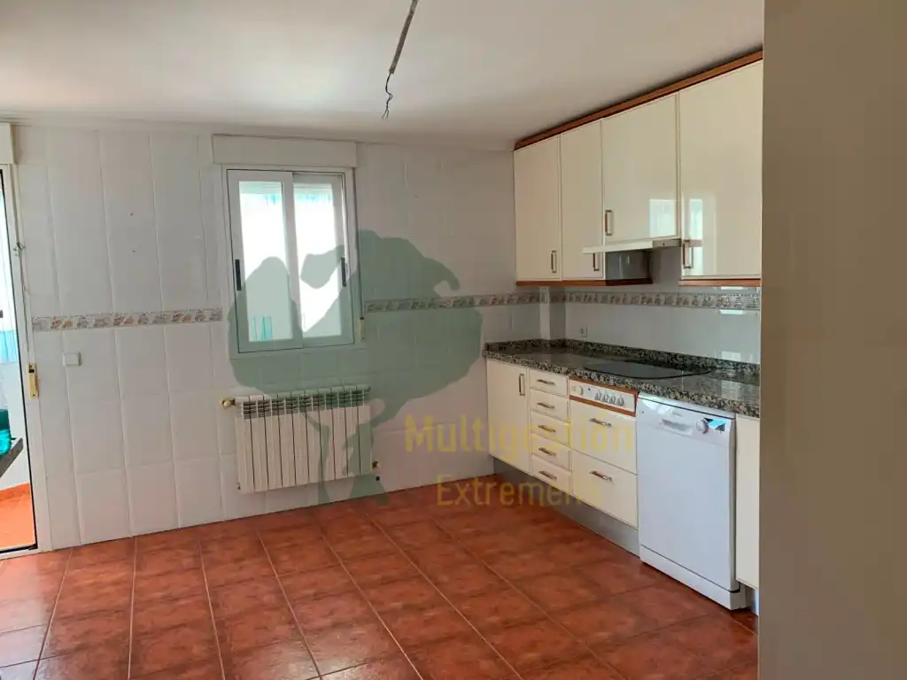Kitchen of Duplexes for rent in Cáceres