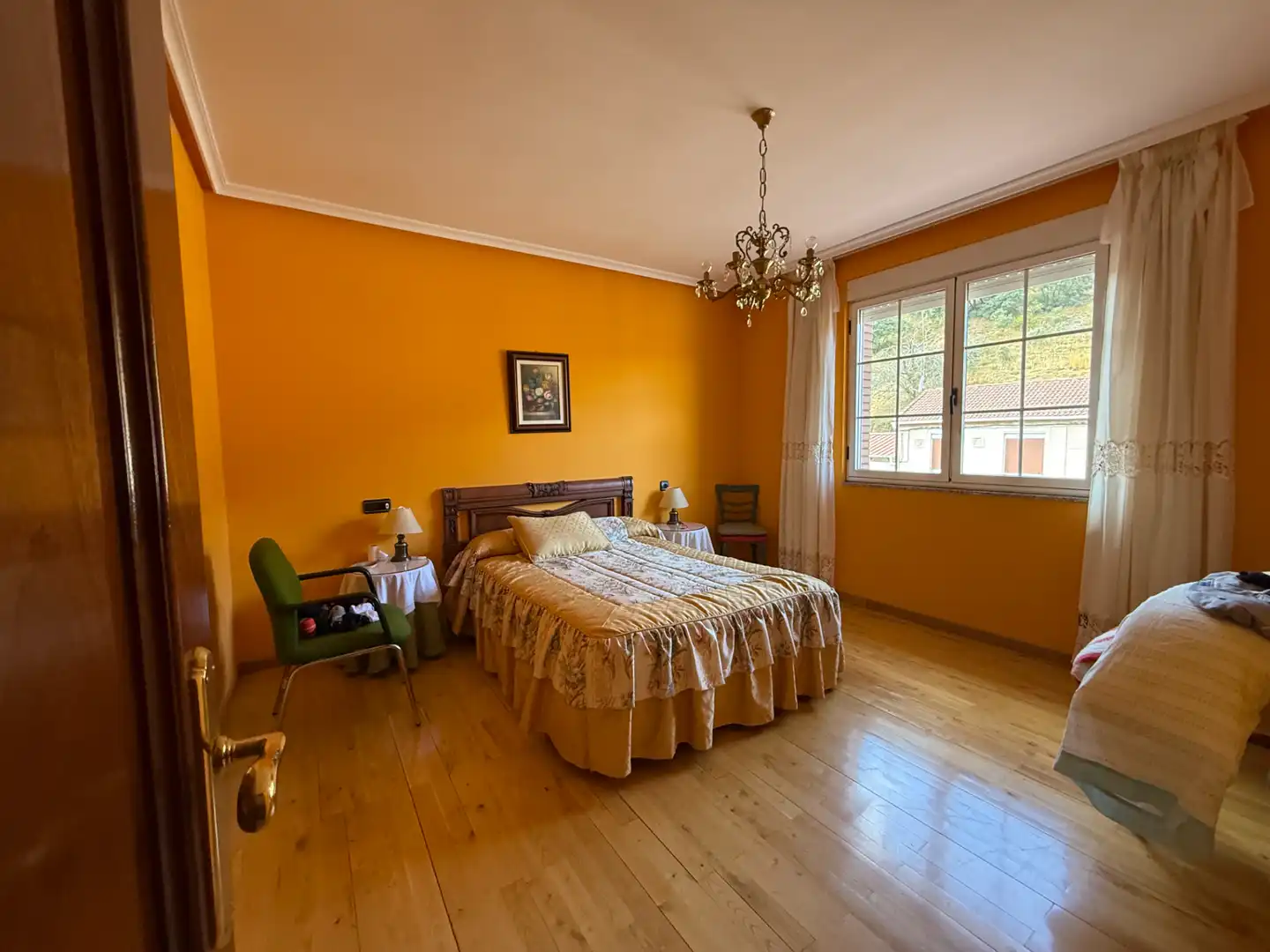 Dormitori de Casa o xalet en venda en Llamas de la Ribera amb Calefacció, Jardí privat i Parquet